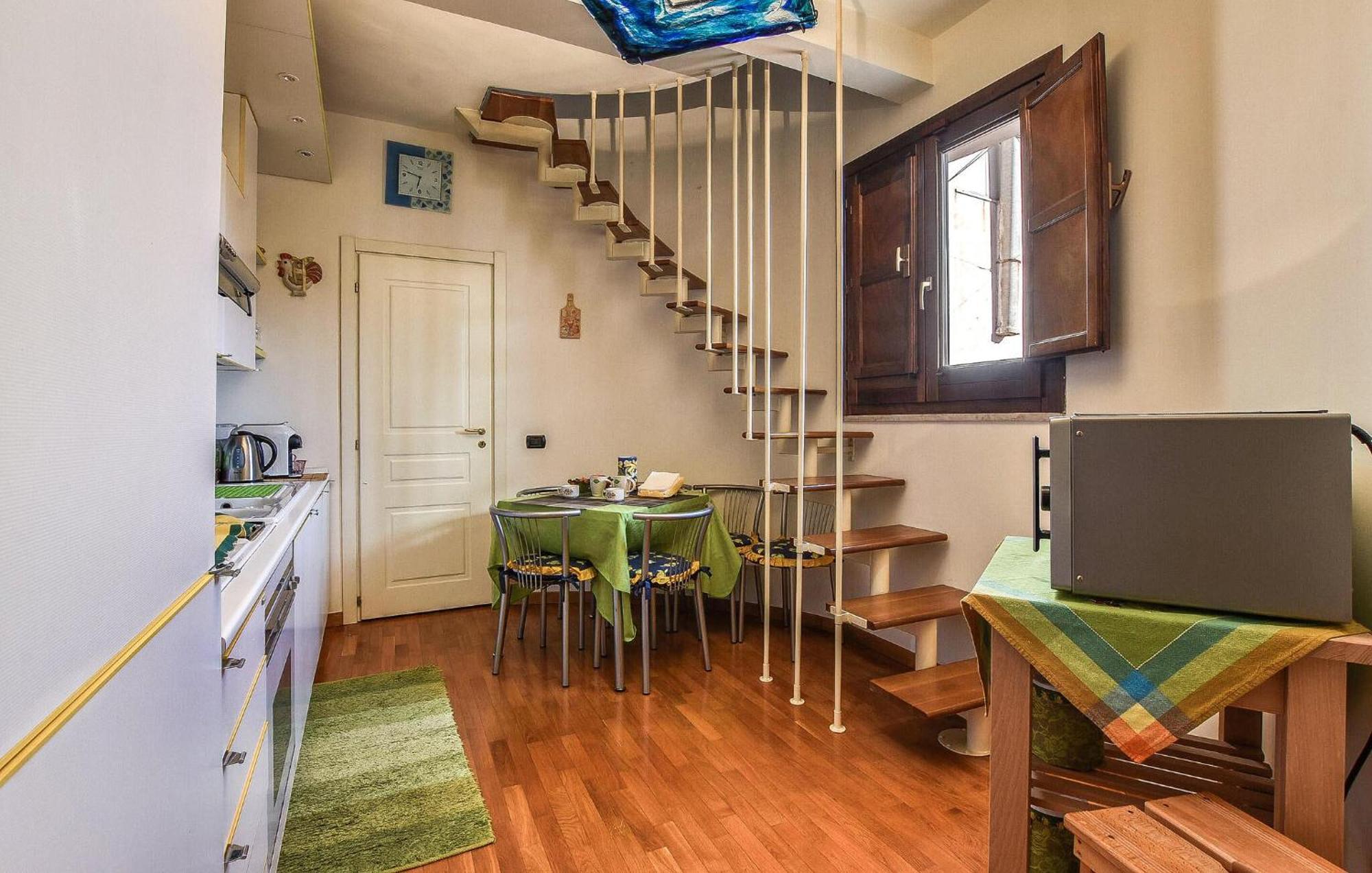 3 Bedroom Stunning In Appartamento
